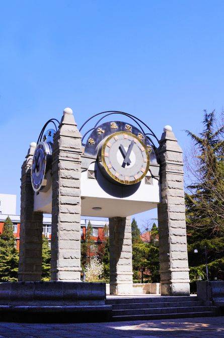 北京交通大学(考研最好100所大学)