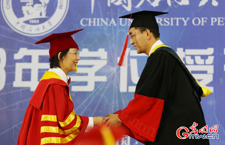 中国石油大学毕业证(中国石油大学毕业证样本)