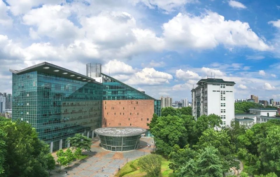 华中师范大学是985还是211学校